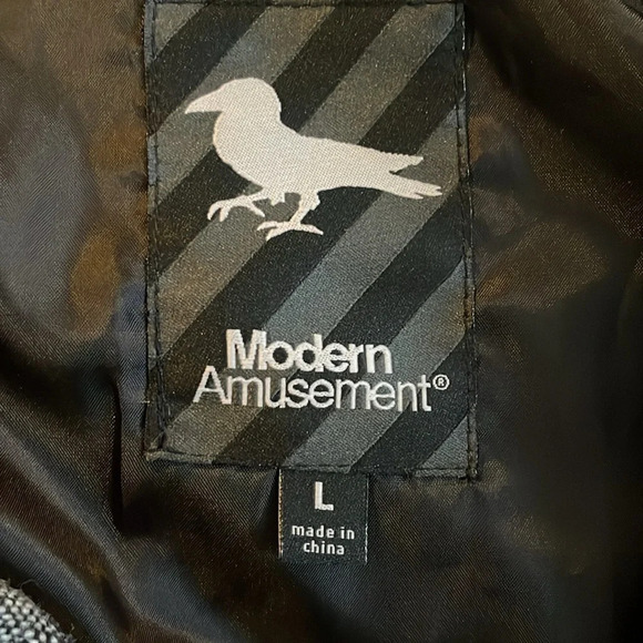 Modern Amusement mens gray pea coat size large - Picture 7 of 8